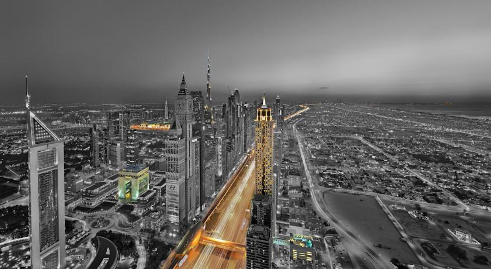 The Tower Plaza Hotel Dubai Exterior photo